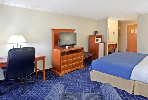 Hotel By Ihg