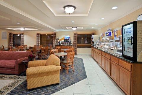 Hotel By Ihg