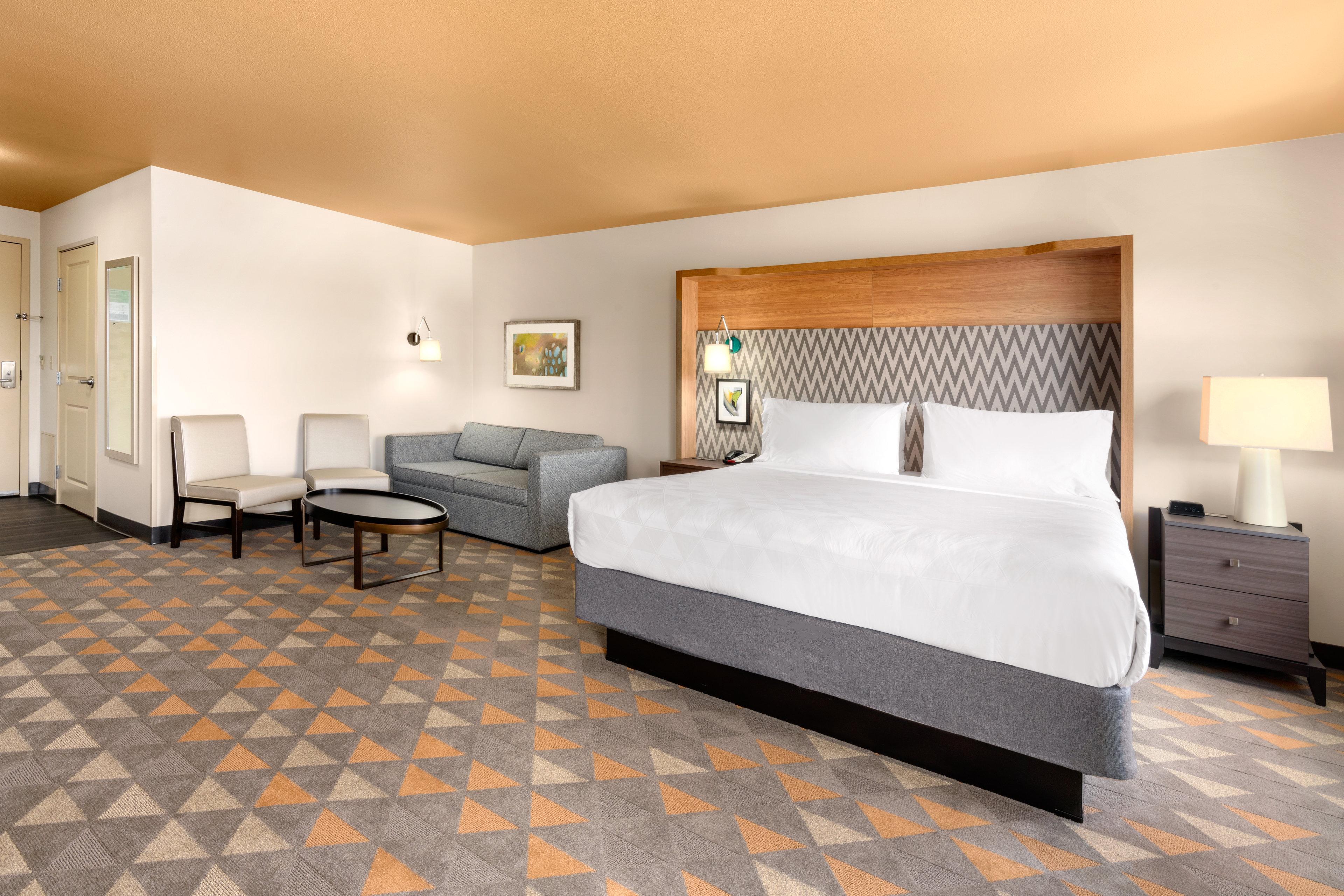 Hotel By Ihg 3*